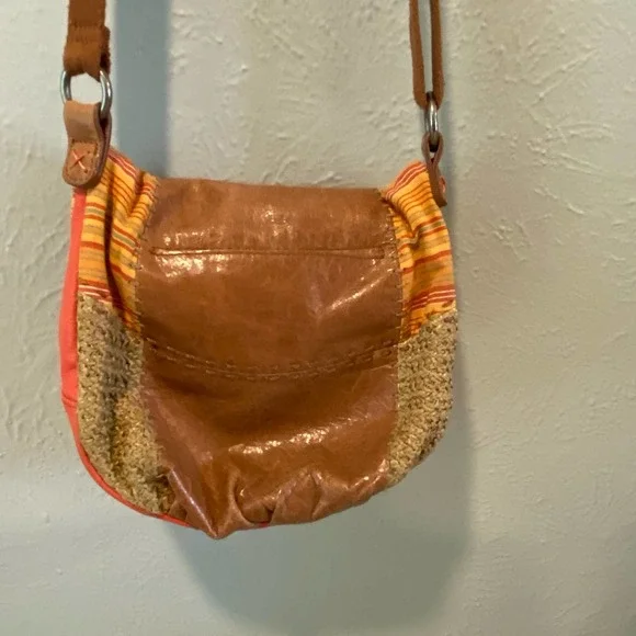 The Sak Leather Crossbody Hobo Style Brown & Coral Summer Purse Bag - Picture 2 of 15